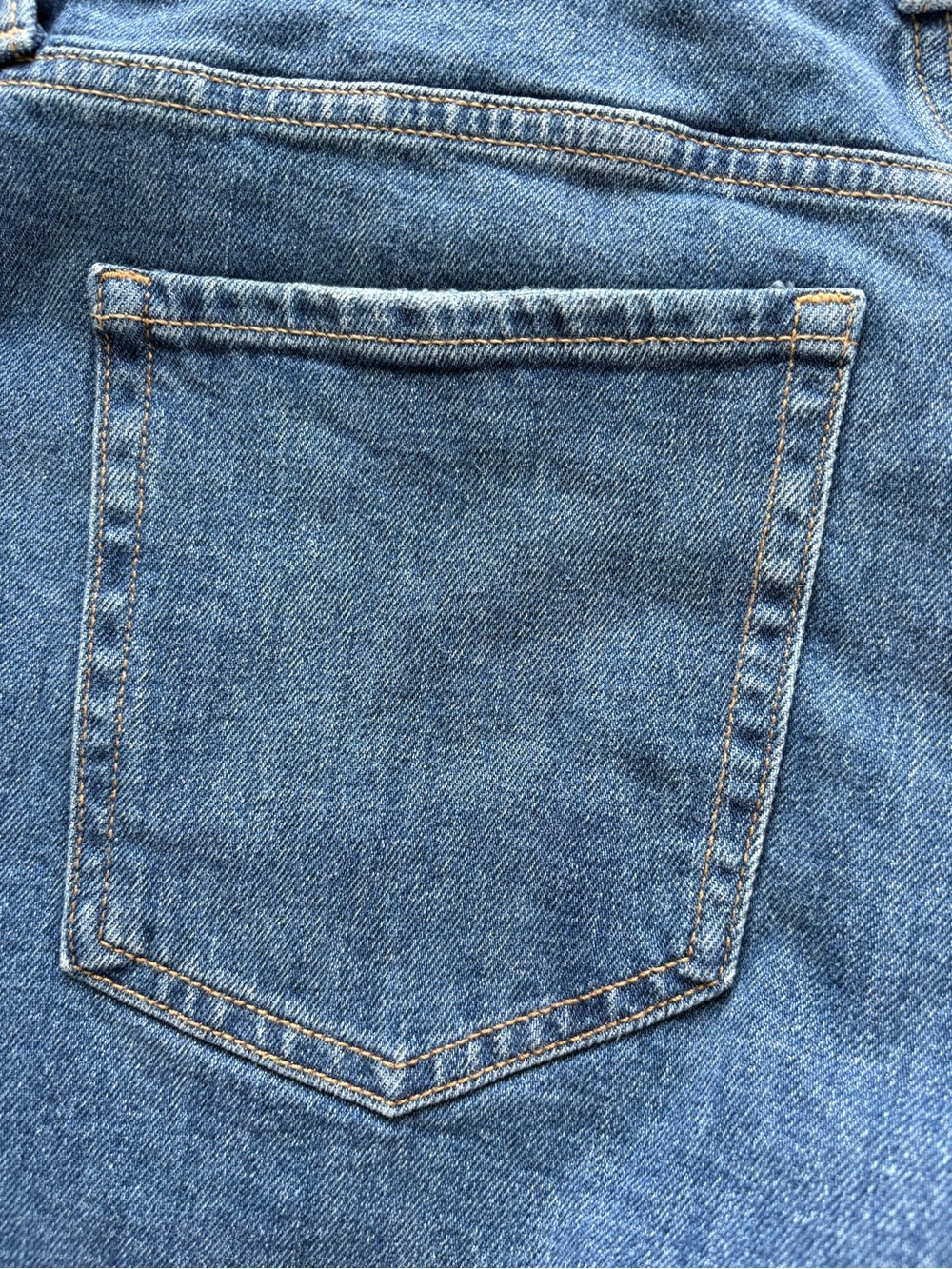 Old Navy High-Rise O.G. Straight Distressed Denim Shorts - Size 6 - Picture 12 of 14